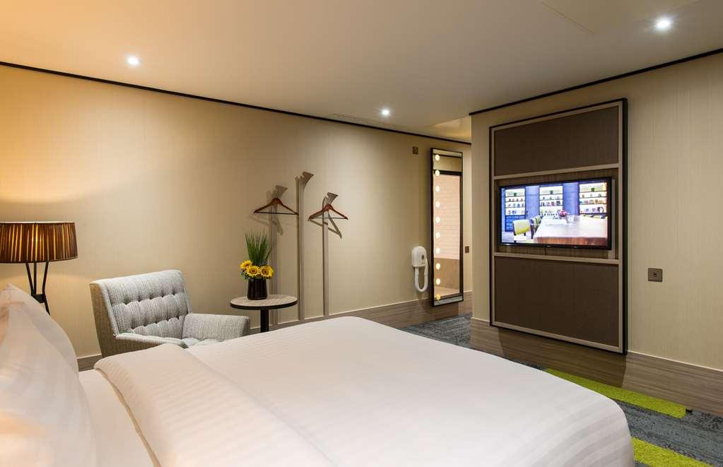 Aerotel London Heathrow Room photo